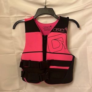 O’Brien Youth Neoprene Pink Life Vest